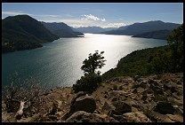 Digital photo titled lago-lacar-2