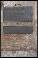 A plague in the Venetian ghetto exhorting passersby to remember the Holocaust