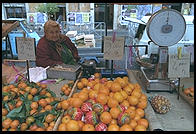 The open-air market in the Campo de Fiori (Rome)